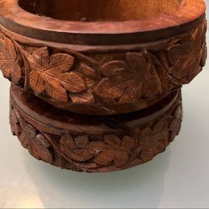 A set of two hand carved walnut wood 🪵 Chinar maple 🍁 leaf Ashtrays Or Bowls